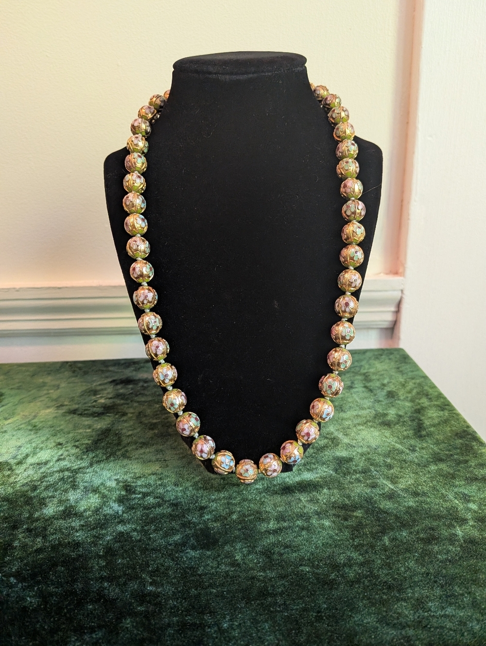 Vintage Cloisonne Enamel Gold Toned Beaded Filigree Clasp Hand Knotted Necklace